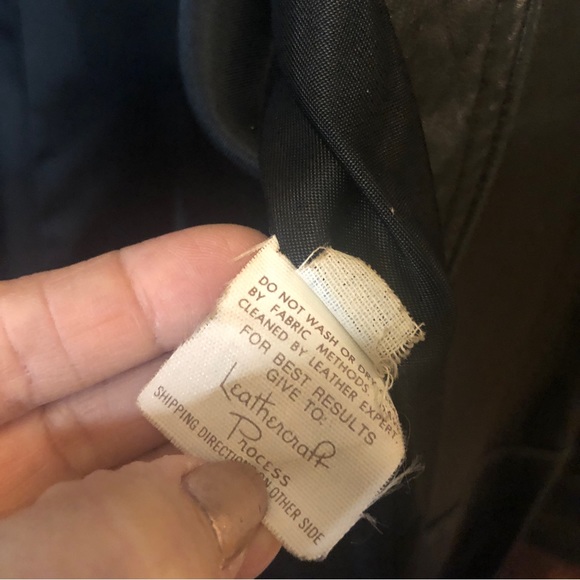 Leather vintage jacket. Oversized small. Fits Large - Picture 5 of 12